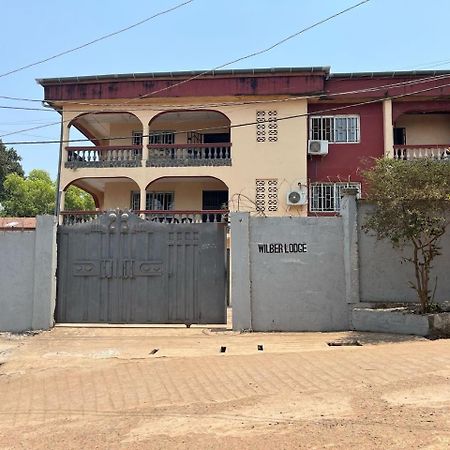 Wilber Lodge Freetown Extérieur photo